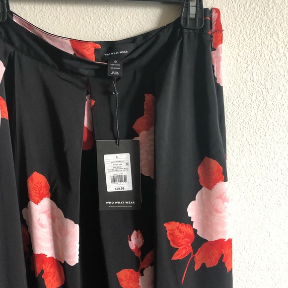 NWT Who What Wear Modern Rose Midi Skirt - Picture 3 of 3